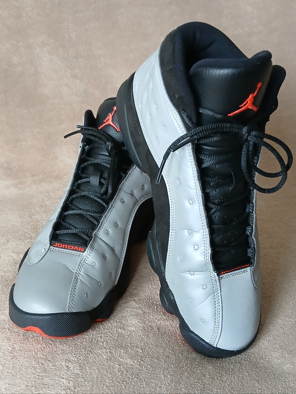Size 9 Nike Air Jordan 13 Retro Reflective Silver Men's sneakers